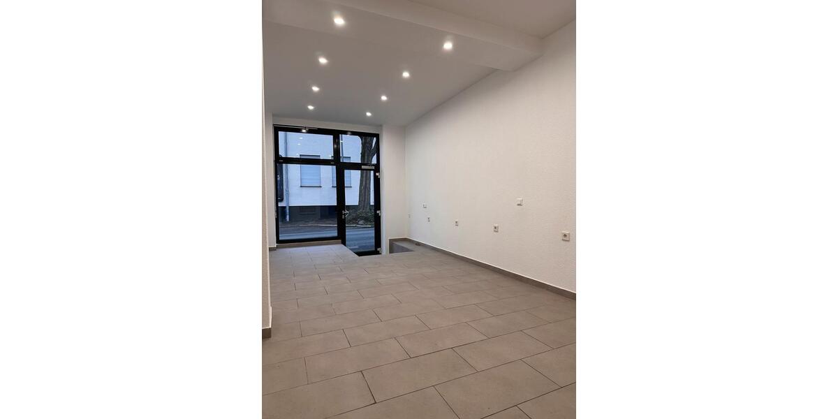 Gewerbeeinheit zu vermieten 2x ca. 40 qm frisch renoviert zimmer