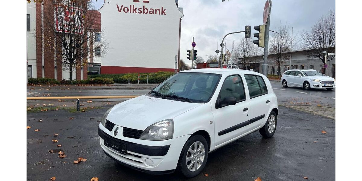 Renault Clio 110.000 km 2.590 € Herford 32049