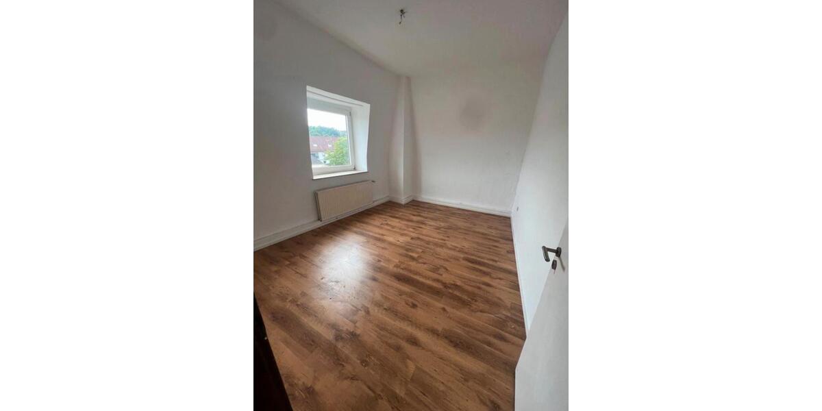 Etagenwohnung Bielefeld - 4 Zimmer, 97 m&sup2;, 950&euro; | Angebot:24866548