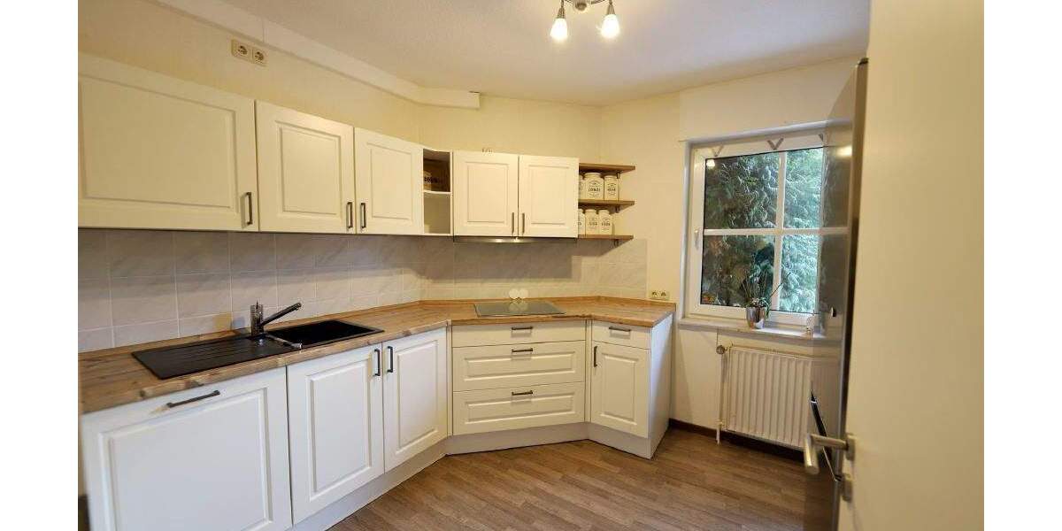 Etagenwohnung Lage Waddenhausen - 3 Zimmer, 85 m&sup2;, 160.000&euro; | Angebot:25689544