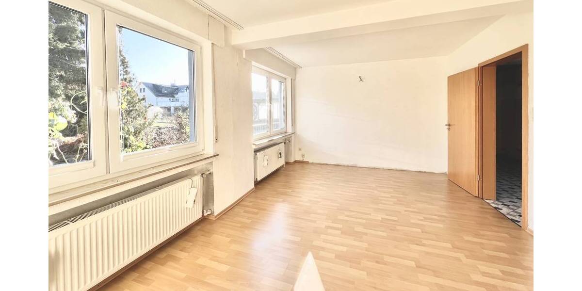 Mehrfamilienhaus, Wohnhaus Detmold Spork-Eichholz - 5 Zimmer, 144 m&sup2;, 229.000&euro; | Angebot:26276580
