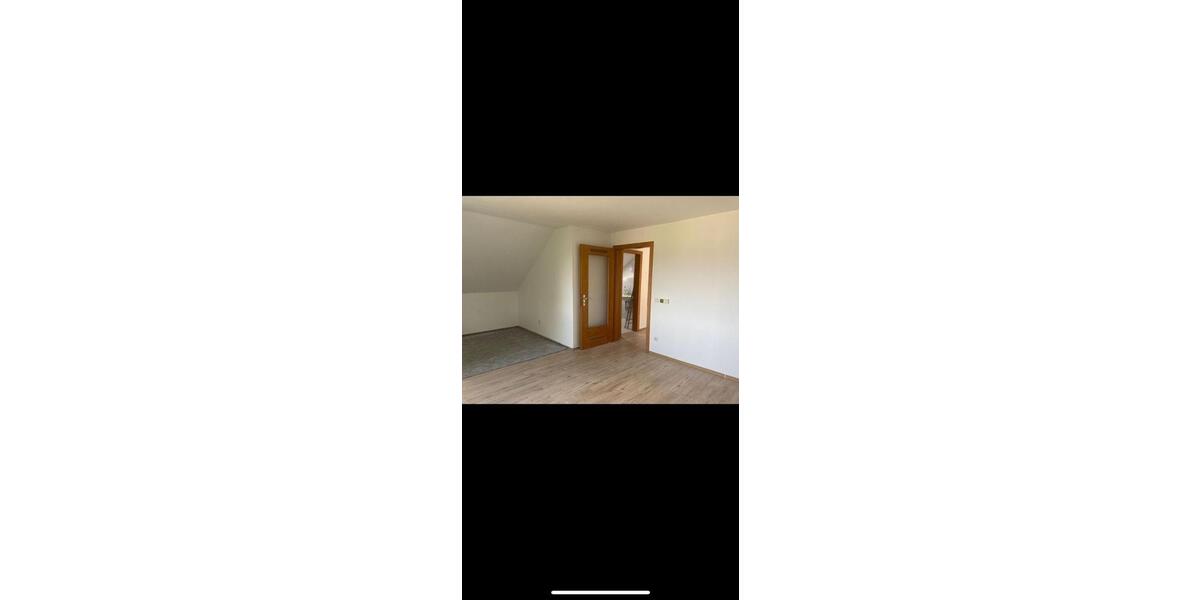 Dachgeschoßwohnung Vlotho - 1 Zimmer, 44 m&sup2;, 550&euro; | Angebot:26150902