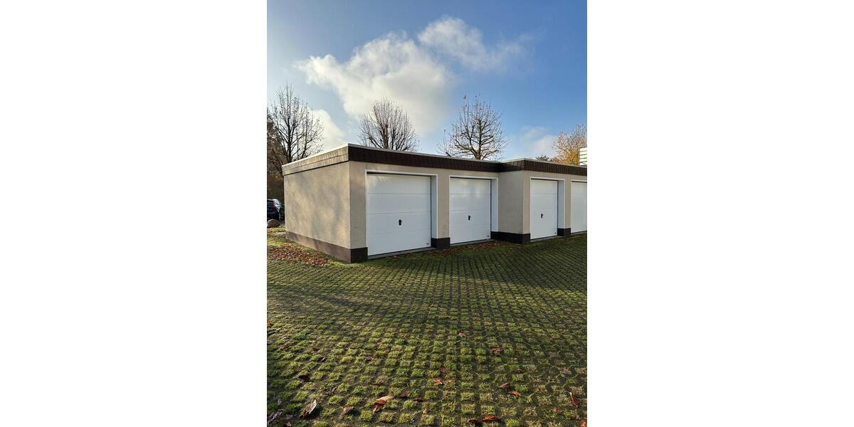 Frisch Sanierte 2-Zi-Wohnung ETW Herford - Balkon Garage Zentral 2 zimmer