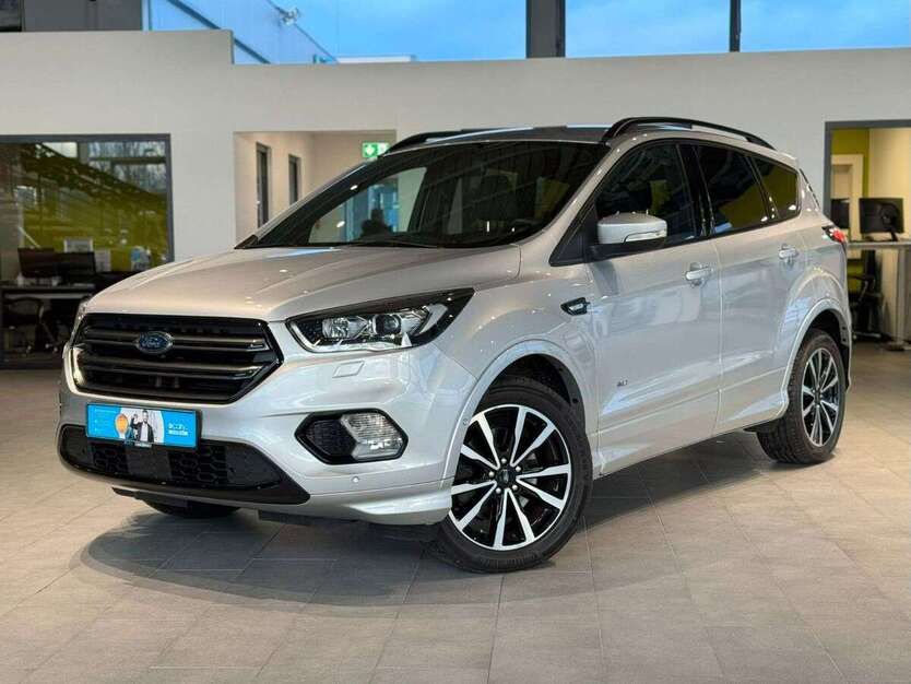 Ford Kuga 61.102 km 16.995 € HERFORD 32052