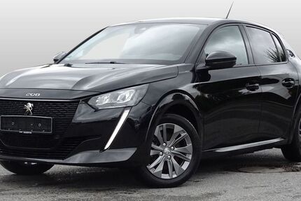 Peugeot 208 28.326 km 17.450 € Paderborn 33106