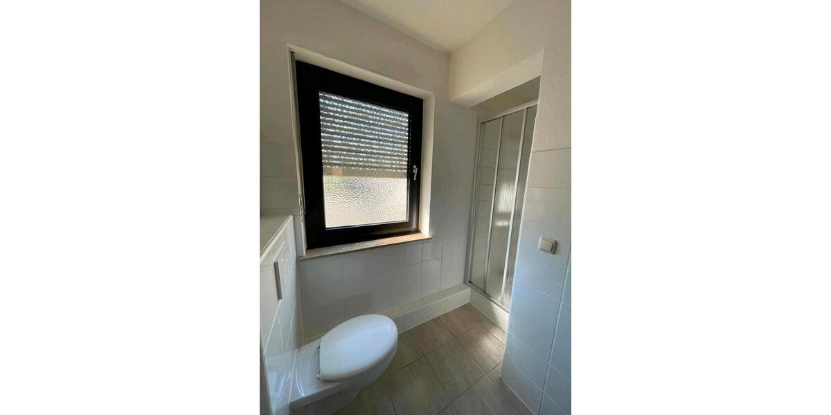 Dachgeschoßwohnung Hiddenhausen - 3 Zimmer, 70 m&sup2;, 153.000&euro; | Angebot:26407367