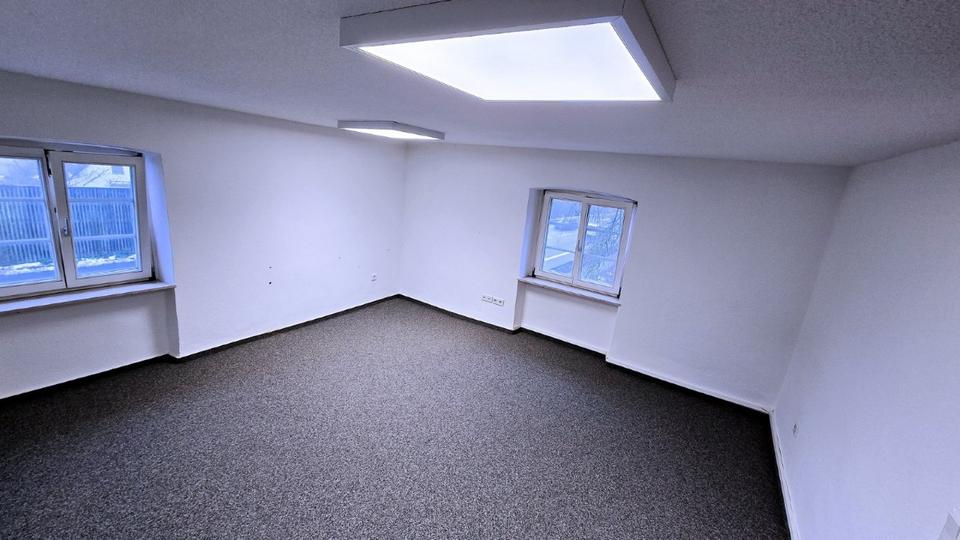 Gewerbeobjekt Steinhagen - 1.200&euro; | Angebot:25439685