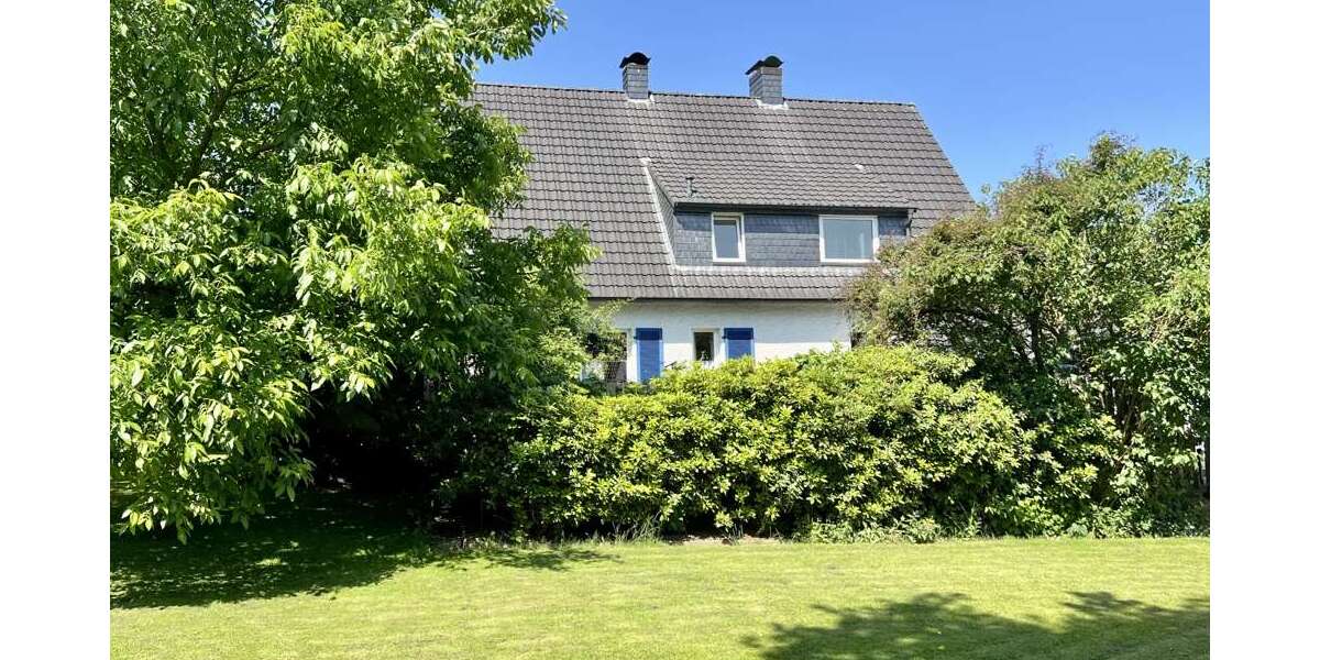 Haus zum Kaufen in Detmold 349.000 € 183.09 m² 7 zimmer