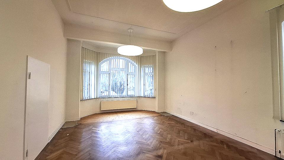 ROSE IMMOBILIEN KG: Präsentieren Sie sich in einer Stadtvilla in Bünde! zimmer