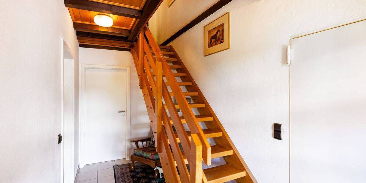 Mehrfamilienhaus, Wohnhaus Halle/Westf. Hesseln - 6 Zimmer, 157 m&sup2;, 368.000&euro; | Angebot:26909170