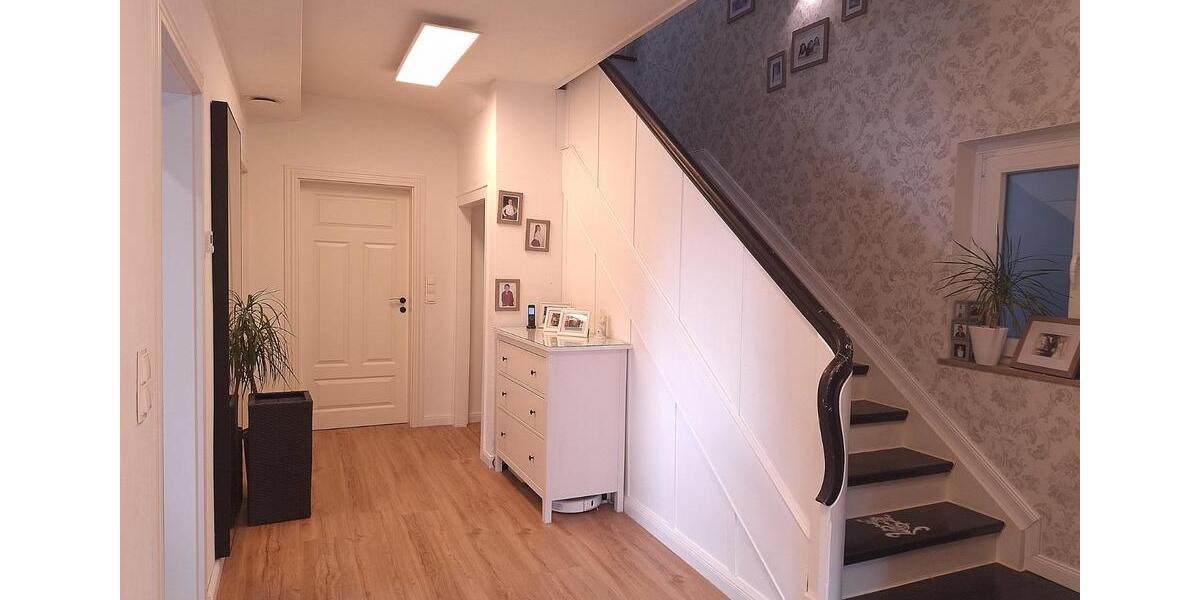 Zwei auf einen Streich in Top Lage am Südhang in Brackwede 9 zimmer