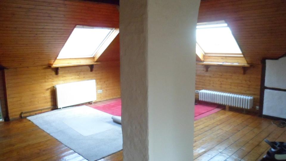 Dachgeschoßwohnung Herford Diebrock - 3 Zimmer, 80 m&sup2;, 540&euro; | Angebot:25612888
