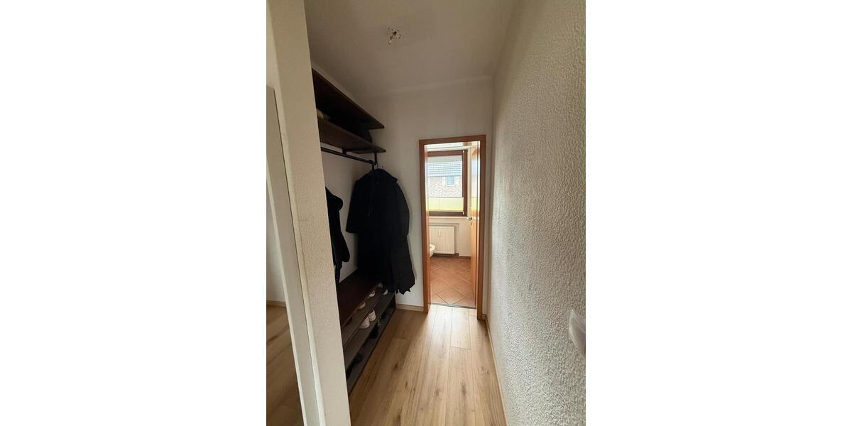 Etagenwohnung Augustdorf - 4 Zimmer, 105 m&sup2;, 1.000&euro; | Angebot:26414685