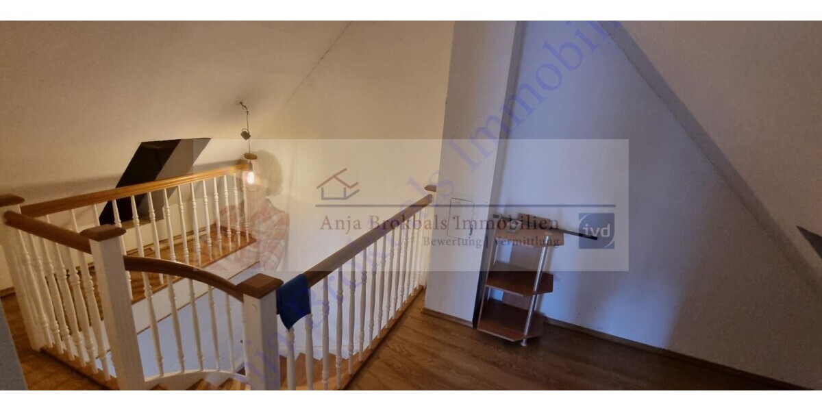 PREVIEW Junge DHH mit Garage in Spexard - provisionsfrei für Käufer - Doppelhaushälfte Gütersloh Isselhorst | Angebot:22286828