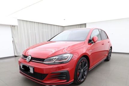 VW Golf 127.000 km 21.900 &euro; Versmold 33775