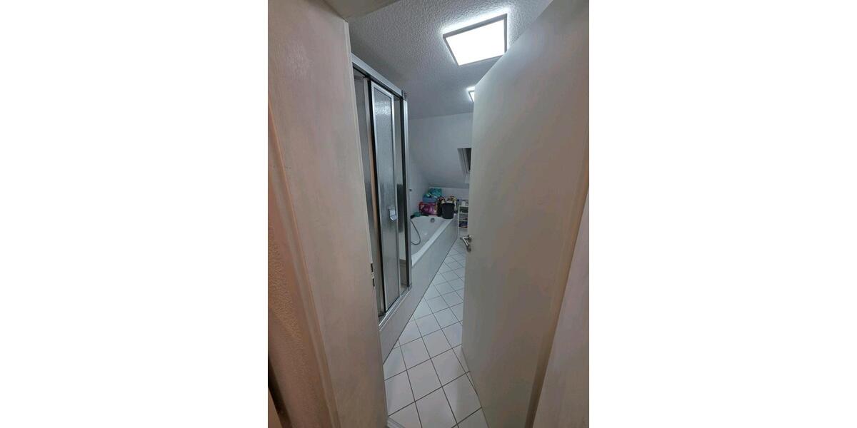 Dachgeschoßwohnung Gütersloh - 2 Zimmer, 50 m&sup2;, 650&euro; | Angebot:26416920