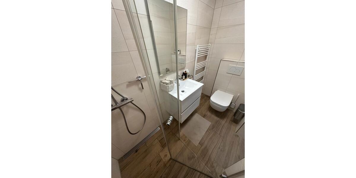 Maisonettenwohnung Hiddenhausen - 3 Zimmer, 157 m&sup2;, 1.350&euro; | Angebot:25635937