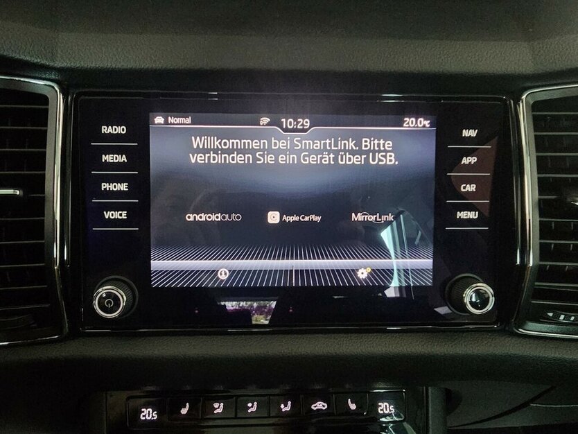 Skoda Kodiaq 2.0 TDI 4x4 NAVI PANO RFK LED AHK LEDER 174.691 km 20.990 € Löhne 32584