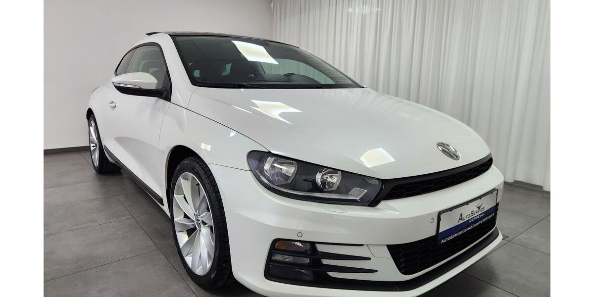 VW Scirocco 147.704 km 12.800 &euro; Schloß Holte-Stukenbrock 33758
