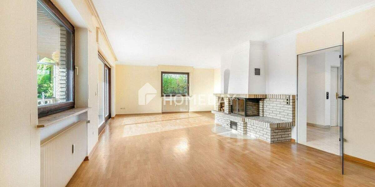 Familienfreundliches Einfamilienhaus mit großem Garten, Kamin und Doppelgarage 7 zimmer