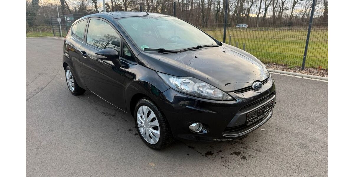 Ford Fiesta 153.720 km 3.200 &euro; Löhne 32583