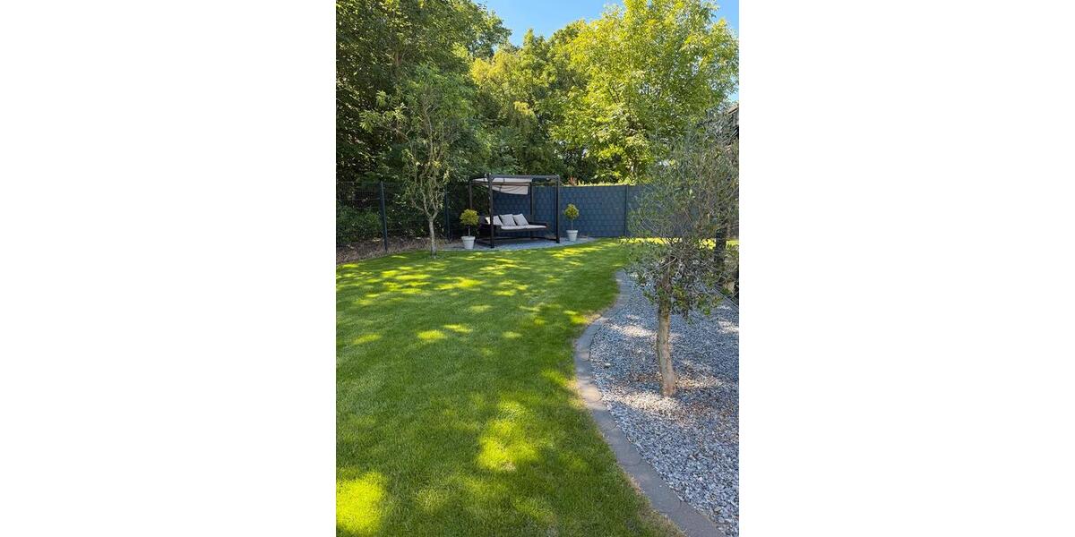 Einfamilienhaus Gütersloh Isselhorst - 11 Zimmer, 295 m&sup2;, 890.000&euro; | Angebot:27028471