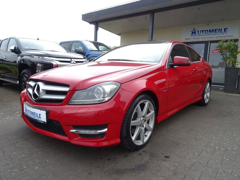 Mercedes-Benz C 250 120.000 km 14.990 € OERLINGHAUSEN 33813