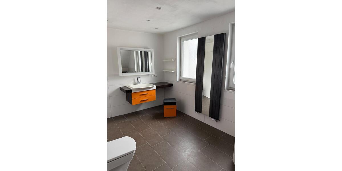 Einfamilienhaus Gütersloh - 5 Zimmer, 156 m&sup2;, 1.450&euro; | Angebot:25764234