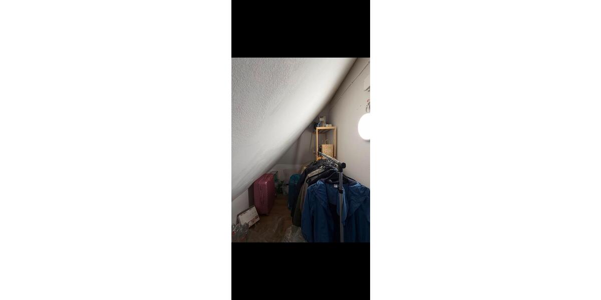 Dachgeschoßwohnung Bielefeld Brackwede - 2.5 Zimmer, 55 m&sup2;, 132.500&euro; | Angebot:27096136