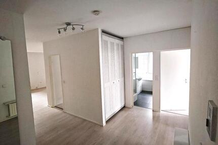 3 Zimmer Wohnung EG zimmer