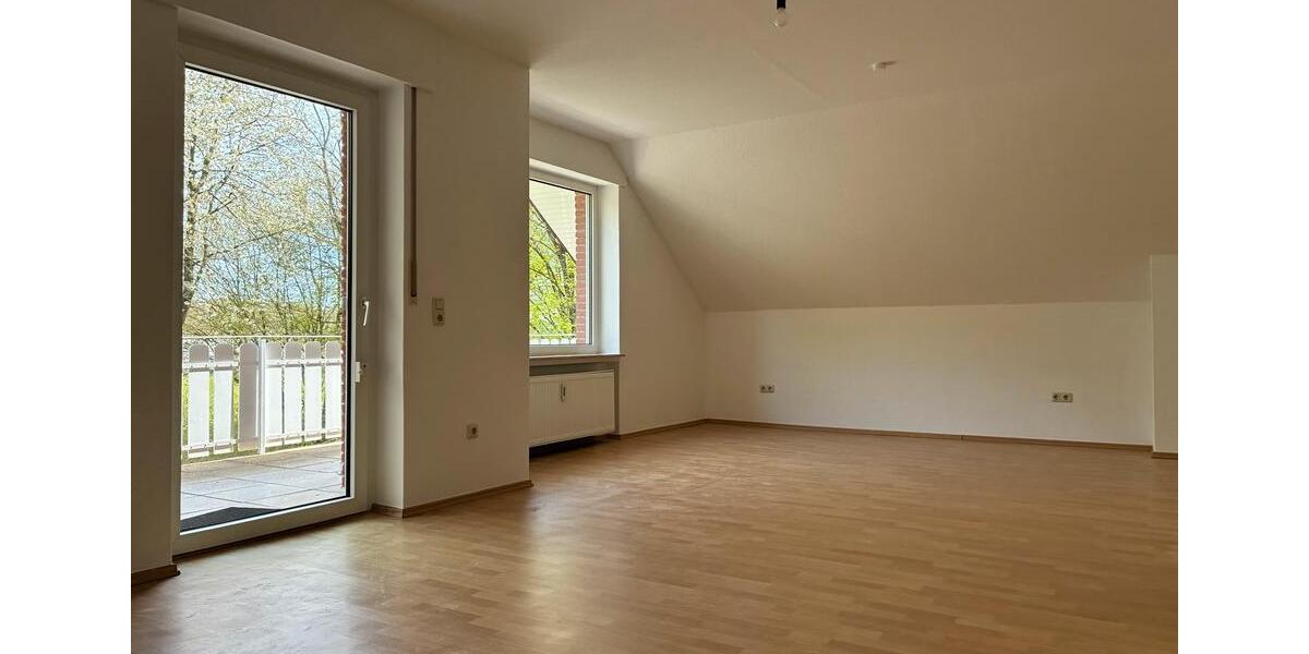 Dachgeschoßwohnung Herford Falkendiek - 2 Zimmer, 65 m&sup2;, 650&euro; | Angebot:26119904