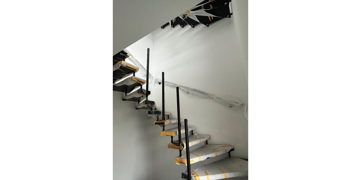 Moderne Neubau- DHH 4 zimmer