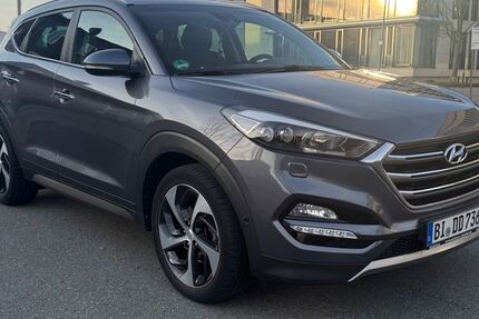 Hyundai TUCSON 167.000 km 14.990 &euro; Bielefeld 33607