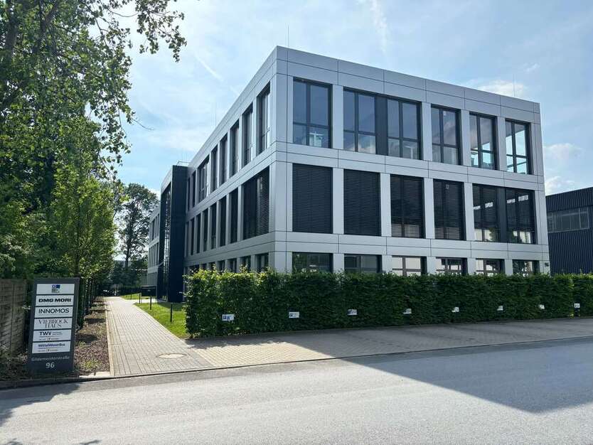 Büro in Bielefeld 4.630 € 402 m²