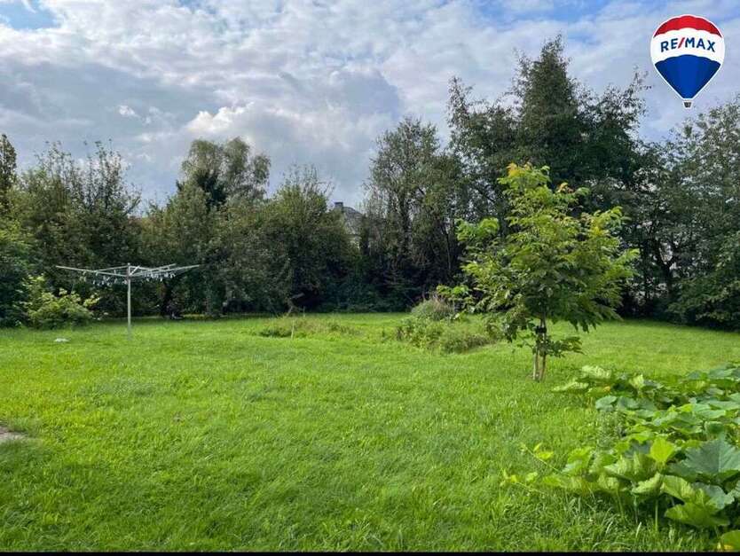 Grundstück zu verkaufen in Detmold 208.000,30 € 671 m²