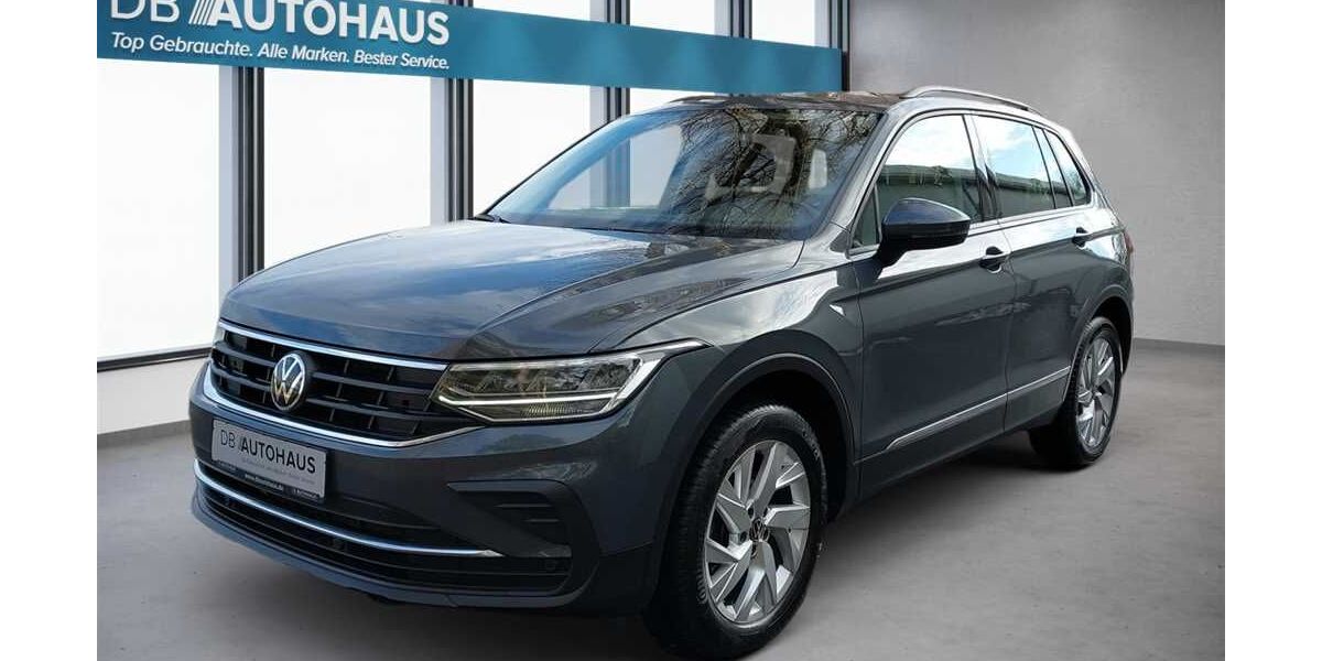 VW Tiguan 42.319 km 30.570 &euro; Bad Salzuflen 32105