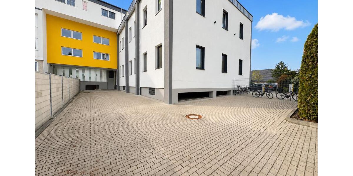 Einfamilienhaus Bad Salzuflen - 5 Zimmer, 321 m&sup2;, 3.840&euro; | Angebot:26470273