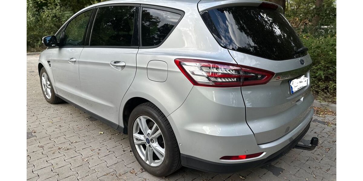 Ford S-Max 85.770 km 17.999 &euro; Gütersloh 33334