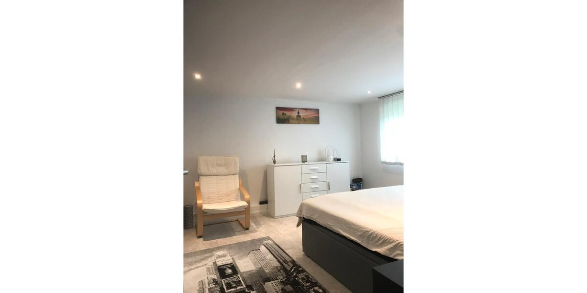 Erdgeschoßwohnung Bielefeld Jöllenbeck - 5 Zimmer, 160 m&sup2;, 260.000&euro; | Angebot:24984731