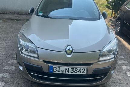 Renault Megane 98.000 km 4.700 &euro; Bielefeld 33647