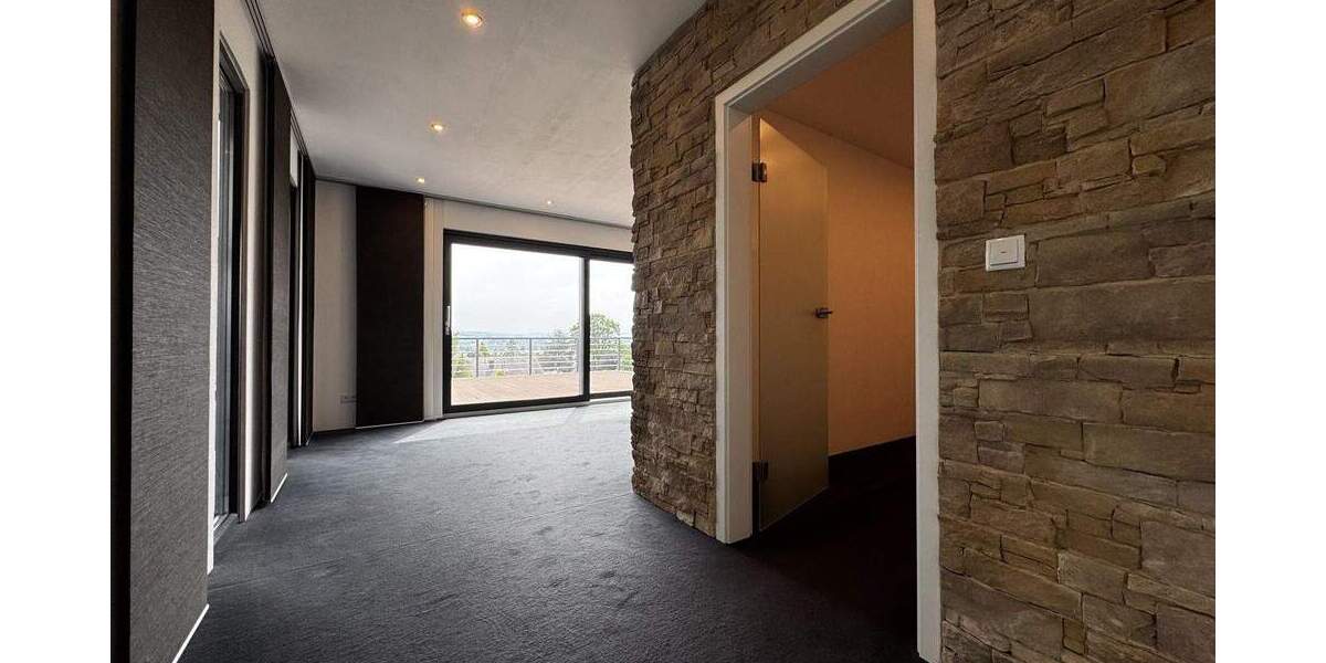 Einfamilienhaus Lemgo - 6 Zimmer, 242 m&sup2;, 999.999&euro; | Angebot:25741343