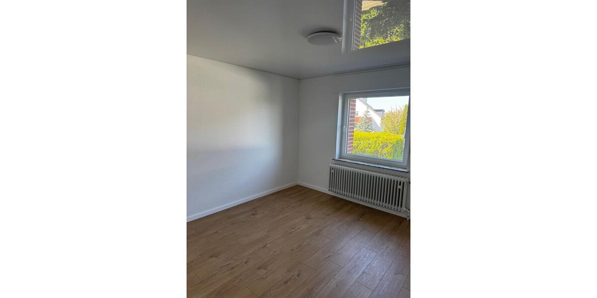 Mehrfamilienhaus, Wohnhaus Herford Diebrock - 7 Zimmer, 210 m&sup2;, 2.200&euro; | Angebot:26356465