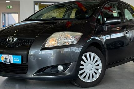 Toyota Auris 149.500 km 3.800 € Herford 32052