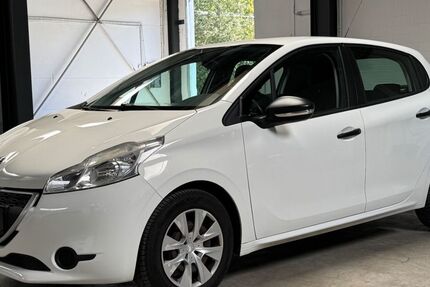 Peugeot 208 123.012 km 4.390 &euro; Bielefeld 33649