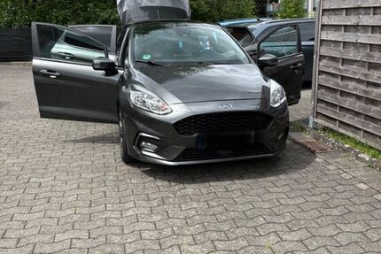 Ford Fiesta 76.000 km 9.500 &euro; Bielefeld 33739