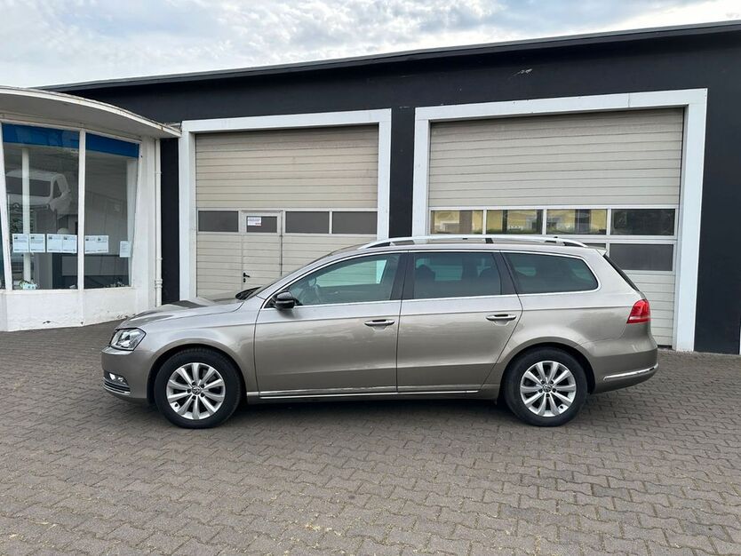 VW Passat 137.750 km 14.800 € Enger 32130