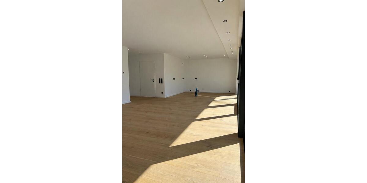 Erdgeschoßwohnung Detmold Hiddesen - 3 Zimmer, 134 m&sup2;, 550.000&euro; | Angebot:25477906