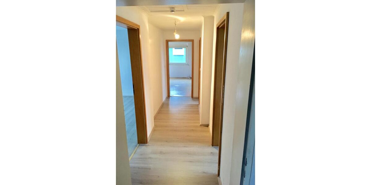 3-Zimmer-Dachgeschosswohnung in Herford-StedefreundBi-Brake 3 zimmer