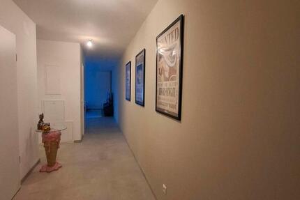 Exklusive 2,5 Zimmer Wohnung mit Balkon 2 zimmer