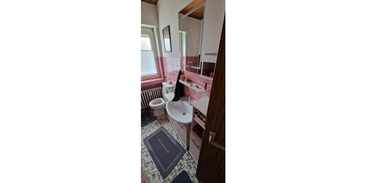 Dachgeschoßwohnung Bad Salzuflen Biemsen-Ahmsen - 3 Zimmer, 78 m&sup2;, 624&euro; | Angebot:26231919